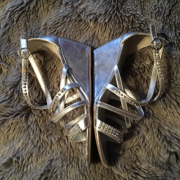 Silver Rhinestone Wedges - Picture 4 of 8